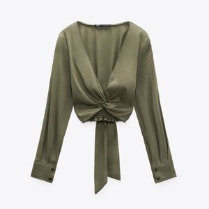 Zara knotted top  M